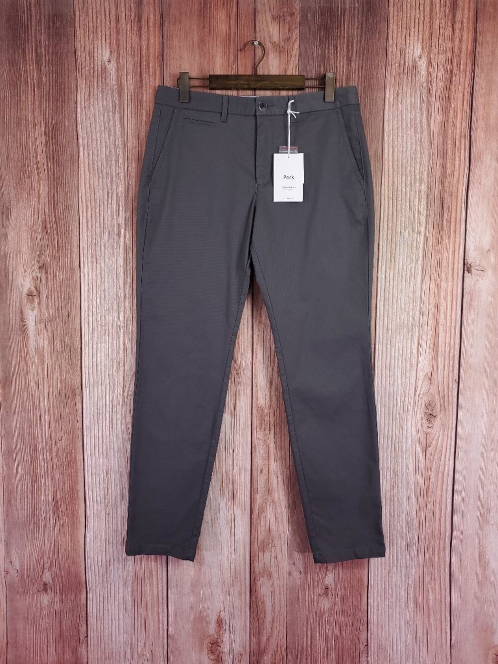 NWT Perk Clothing Feel Good Chinos Pants Mens 34x32 Slim Fit Stretch Gray